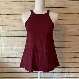 Shilla The Label Halter Top With Keyhole Back
